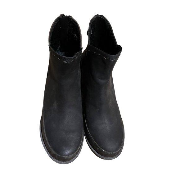 Chaco Cataluna Mid Black Charcoal Waterproof Leather Boots Size 7.5 Womens - Picture 2 of 7